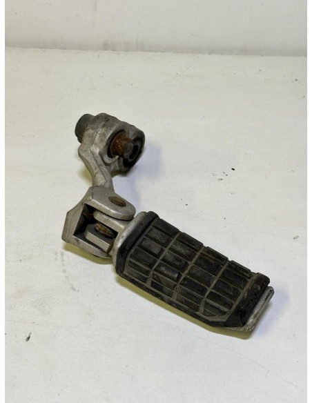 Platine avant gauche repose pied YAMAHA XJ 900 1983 - 1984