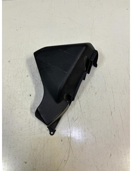 Cache latéral gauche sous selle YAMAHA MT03 2006 - 2014