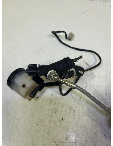 Maître cylindre de frein avant APRILIA RSV4 2009 - 2014