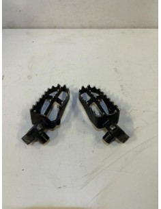 Repose pied avant conducteur gauche et droit YAMAHA YZ 125 2002  -  2004