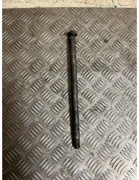 Axe de roue arrière HONDA CB 500 1996  -  2003