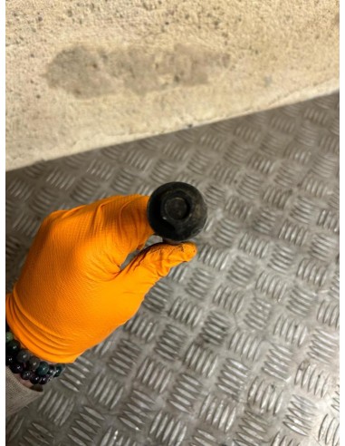 Axe de roue arrière HONDA CB 500 1996  -  2003