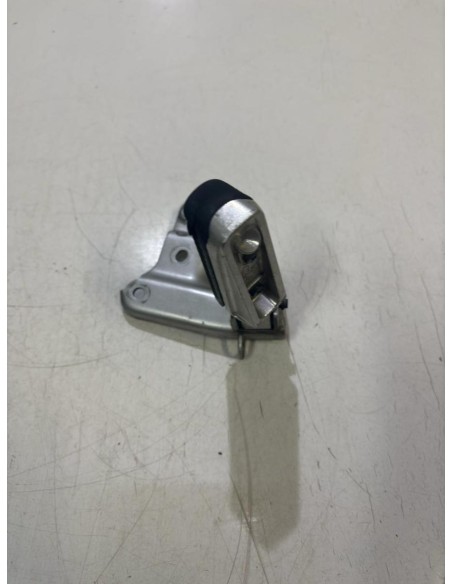 Platine repose pied passager arrière droite YAMAHA TMAX 500 2004 - 2007