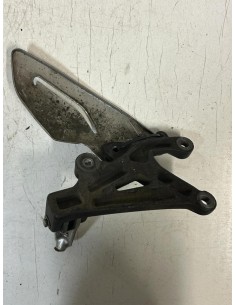 Platine gauche repose pied TRIUMPH STREET TRIPLE 675 2013 - 2016 2