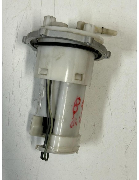 Pompe à essence TRIUMPH STREET TRIPLE 675 R 2013  -  2016