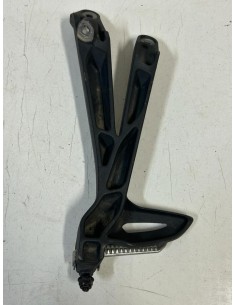 Platine repose pied passager arrière droite TRIUMPH STREET TRIPLE 675 2013 - 2016 2