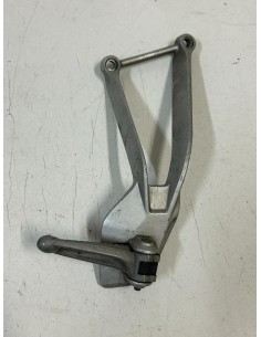 Platine repose pied passager arrière droite MV AGUSTA BRUTALE 1090 2013 - 2017