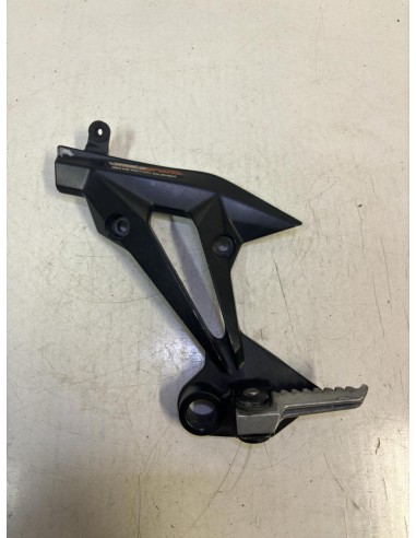 Platine repose pied passager arrière gauche KAWASAKI Z 750 2007 - 2012