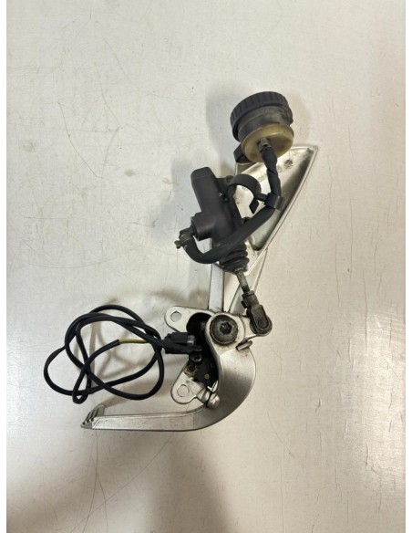 Platine droite repose pied BMW K 1200 S 2003 - 2008