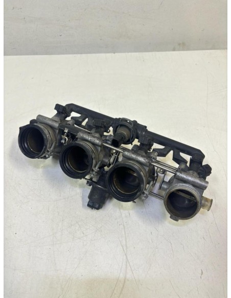 Rampe d'injection BMW K 1200 S 2003  -  2008