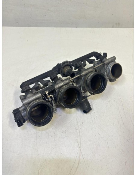 Rampe d'injection BMW K 1200 S 2003  -  2008