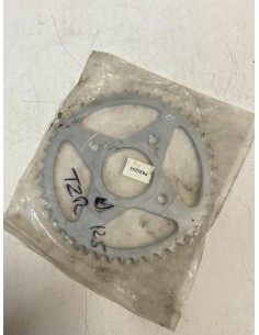 Couronne 45 dents YAMAHA TZR 125 1987  -  1992 2