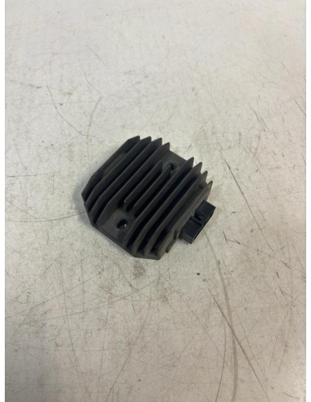 Régulateur de tension YAMAHA TMAX 530 2012  -  2014