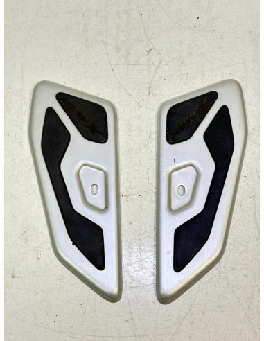 Platine de plancher repose pied gauche et droite  YAMAHA XMAX 125 2014  -  2017