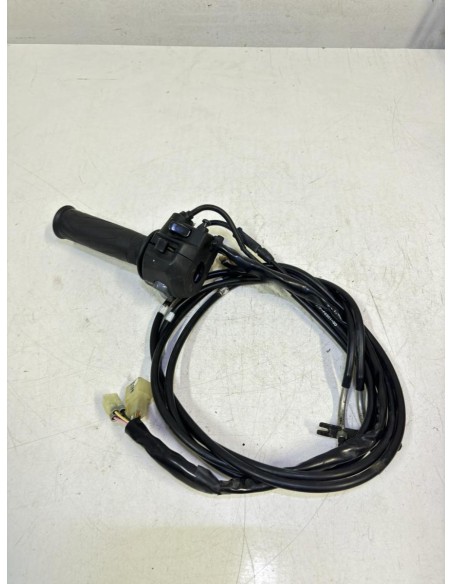 Commodo droit + poignée et câbles de gaz YAMAHA XMAX 125 2014  -  2017
