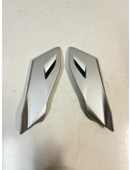 Carénages latéraux sous réservoir gauche et droit MV AGUSTA BRUTALE 1090 2010  -  2016
