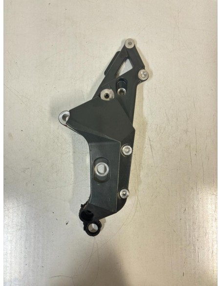 Support cadre / bras oscillant gauche MV AGUSTA BRUTALE 1090 2013  -  2016
