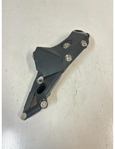 Support cadre / bras oscillant droit MV AGUSTA BRUTALE 1090 2010  -  2016