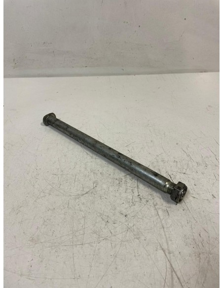 Axe de roue arrière YAMAHA R1 2000  -  2001