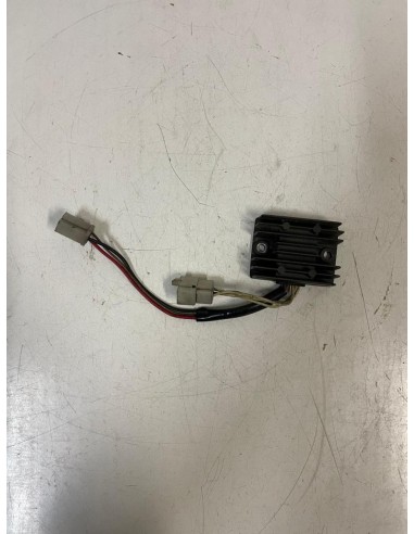 Régulateur de tension YAMAHA RDLC 125 1984  -  1991