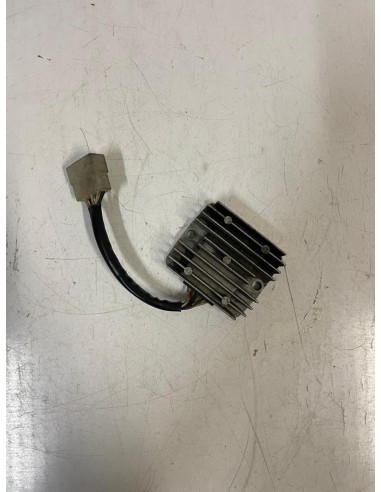 Régulateur de tension YAMAHA RDLC 125 1982  -  1983