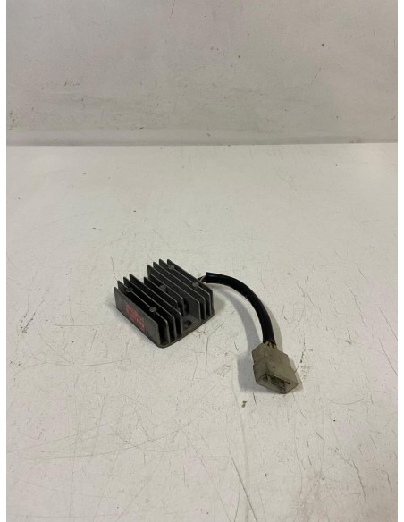 Régulateur de tension YAMAHA RDLC 125 1982  -  1983