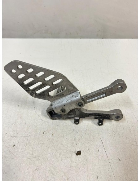 Platine gauche repose pied YAMAHA R6 2006 - 2016