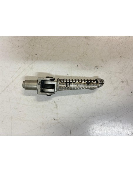 Repose pied conducteur avant droit YAMAHA R6 2006  -  2007