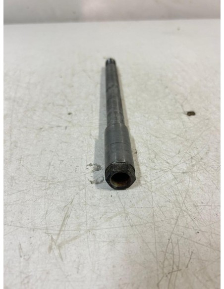 Axe de roue avant YAMAHA TTR 600 1993 - 2006