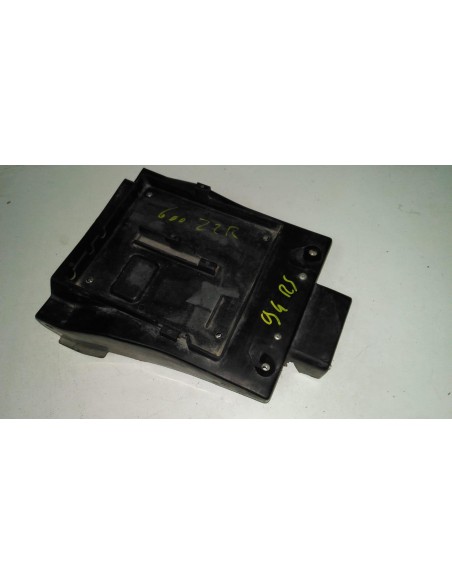 Bavette / garde boue arrière  KAWASAKI ZZR 600 1990  -  2002