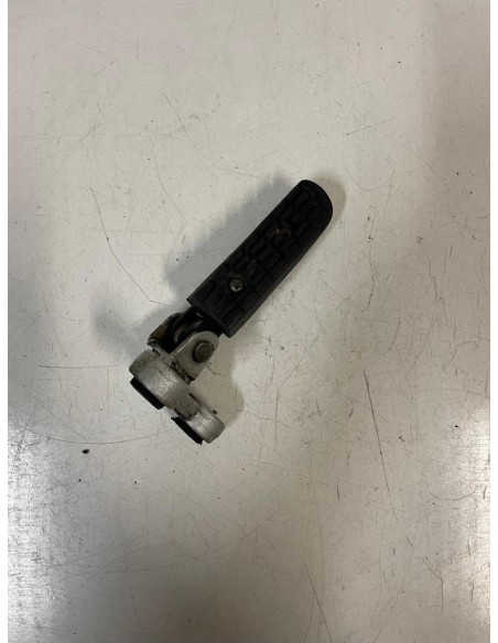 Platine avant gauche repose pied YAMAHA SRX 600 1986 - 1999