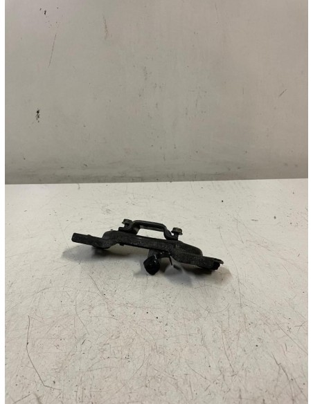 Support fixation réservoir KAWASAKI ER6F 650 2006 - 2009