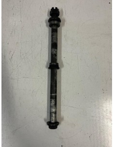 Axe de roue arrière avec entretoise KAWASAKI ER6F 650 2006  -  2009