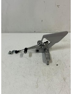 Platine gauche repose pied YAMAHA FZ6 2004 - 2008 2