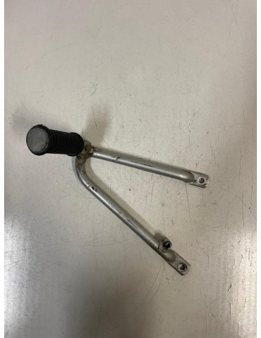 Platine repose pied passager arrière gauche SUZUKI RG GAMMA 125 1985 - 1991