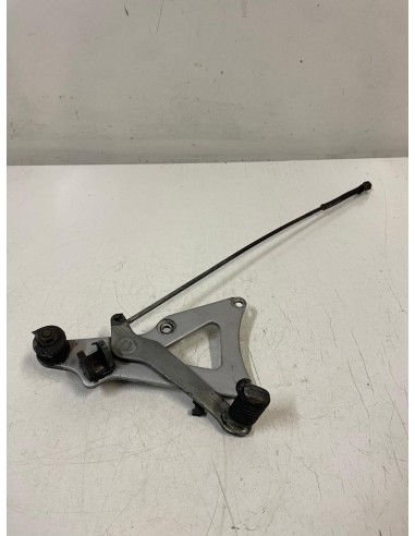 Platine avant droite repose pied conducteur SUZUKI RG GAMMA 125 1985  -  1991