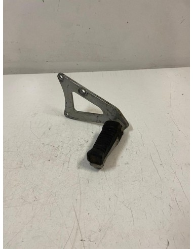 Platine avant gauche repose pied SUZUKI RG GAMMA 125 1985 - 1991