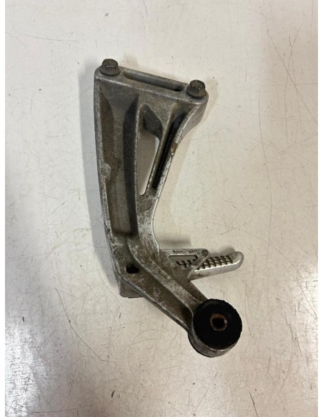 Platine repose pied passager arrière droite SUZUKI SV 650 1999 - 2002