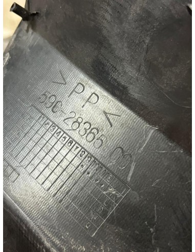 Cache carénage central de plancher repose pied YAMAHA TMAX 530 2012  -  2016