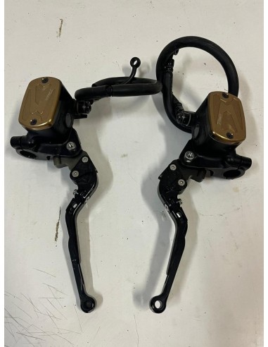 Maitre cylindre de frein avant et arrière YAMAHA TMAX 530 2012  -  2016