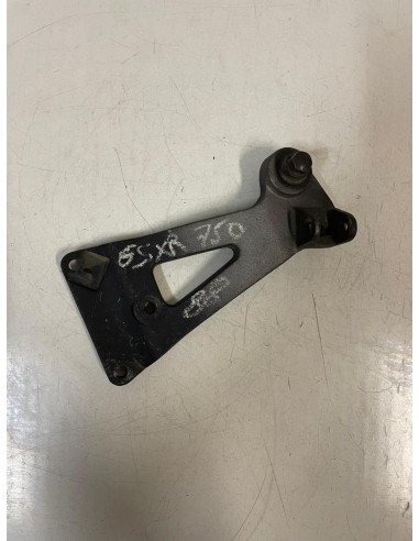 Platine repose pied passager arrière droite SUZUKI GSXR 750 1988 - 1989