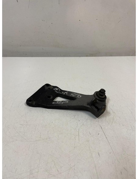 Platine repose pied passager arrière droite SUZUKI GSXR 750 1988 - 1989