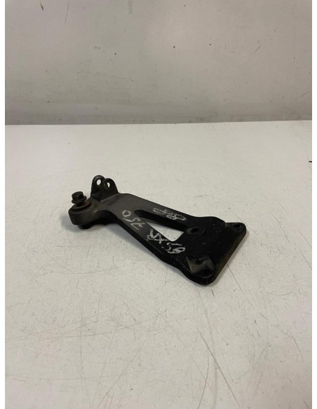 Platine repose pied passager arrière droite SUZUKI GSXR 750 1988 - 1989