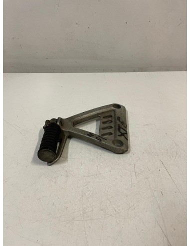 Platine repose pied passager arrière gauche YAMAHA XT 600 1990  -  1994