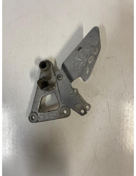 Platine avant droite SUZUKI GSE 500 1989  -  2007