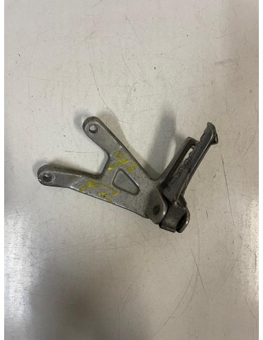 Platine repose pied passager arrière gauche YAMAHA FZ 750 1988 - 1994