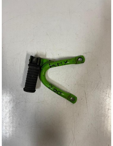 Platine repose pied passager arrière gauche KAWASAKI KMX 125 1988 - 1992