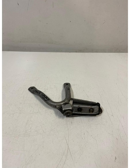 Platine repose pied passager arrière gauche YAMAHA XTZ TENERE 660 1991 - 1999