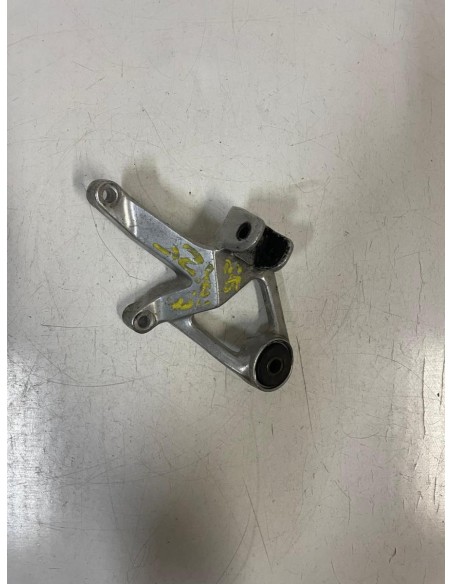 Platine repose pied passager arrière droite YAMAHA YZF 750 1993 - 1998