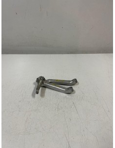 Platine repose pied passager arrière gauche YAMAHA R1 2000 - 2001 2